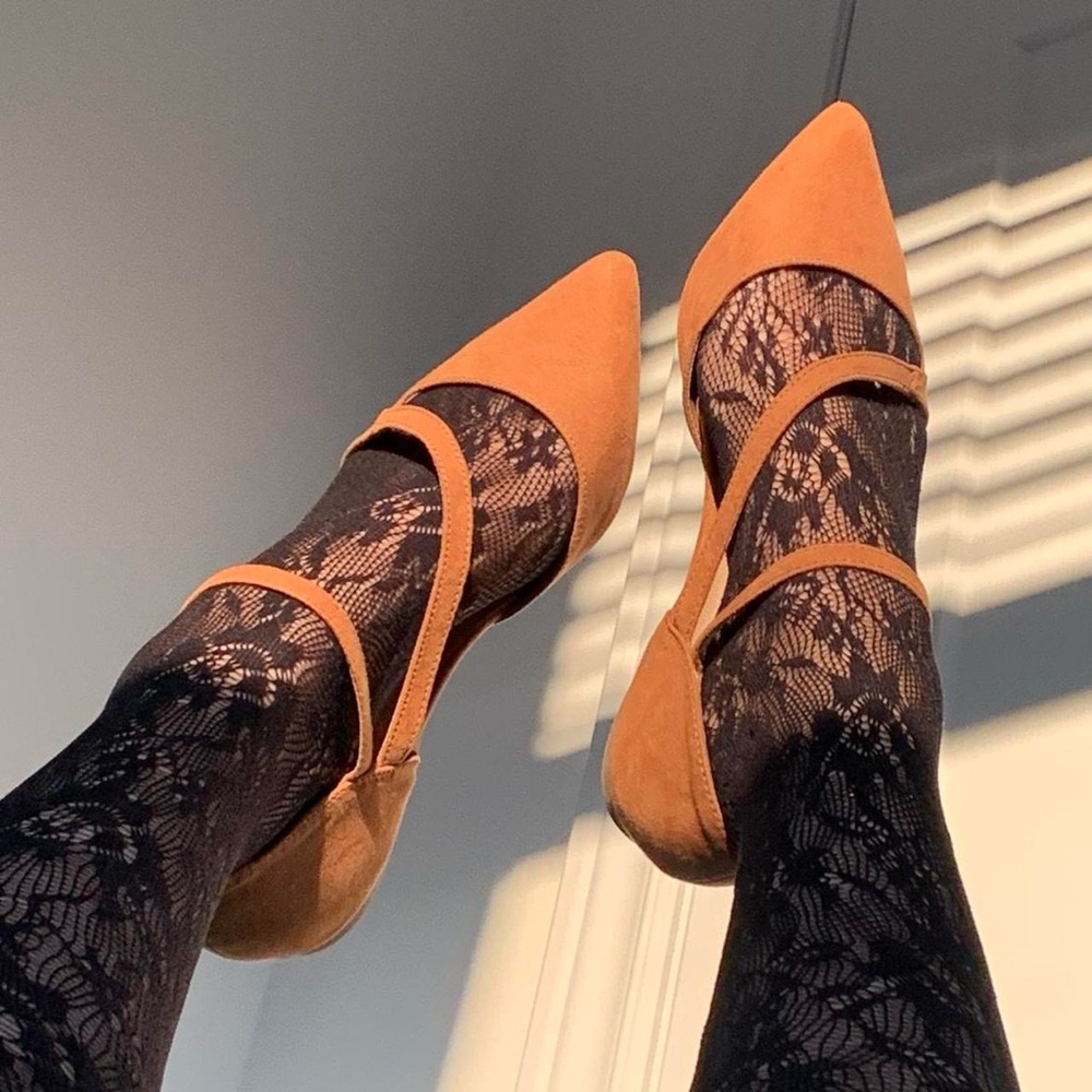 STEVE MADDEN | SUEDE POINTED TOE FLATS 😍😍